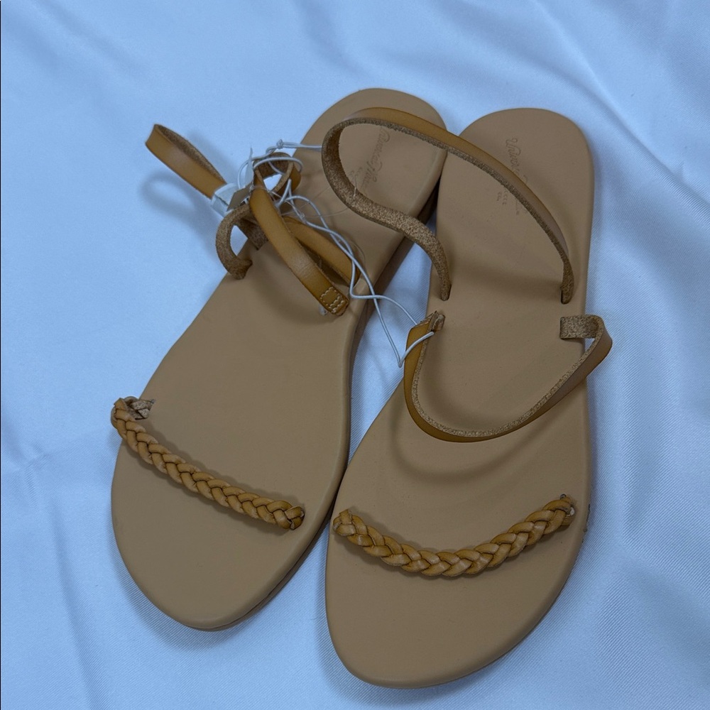 Universal Thread Braided Strap Tan Sandals